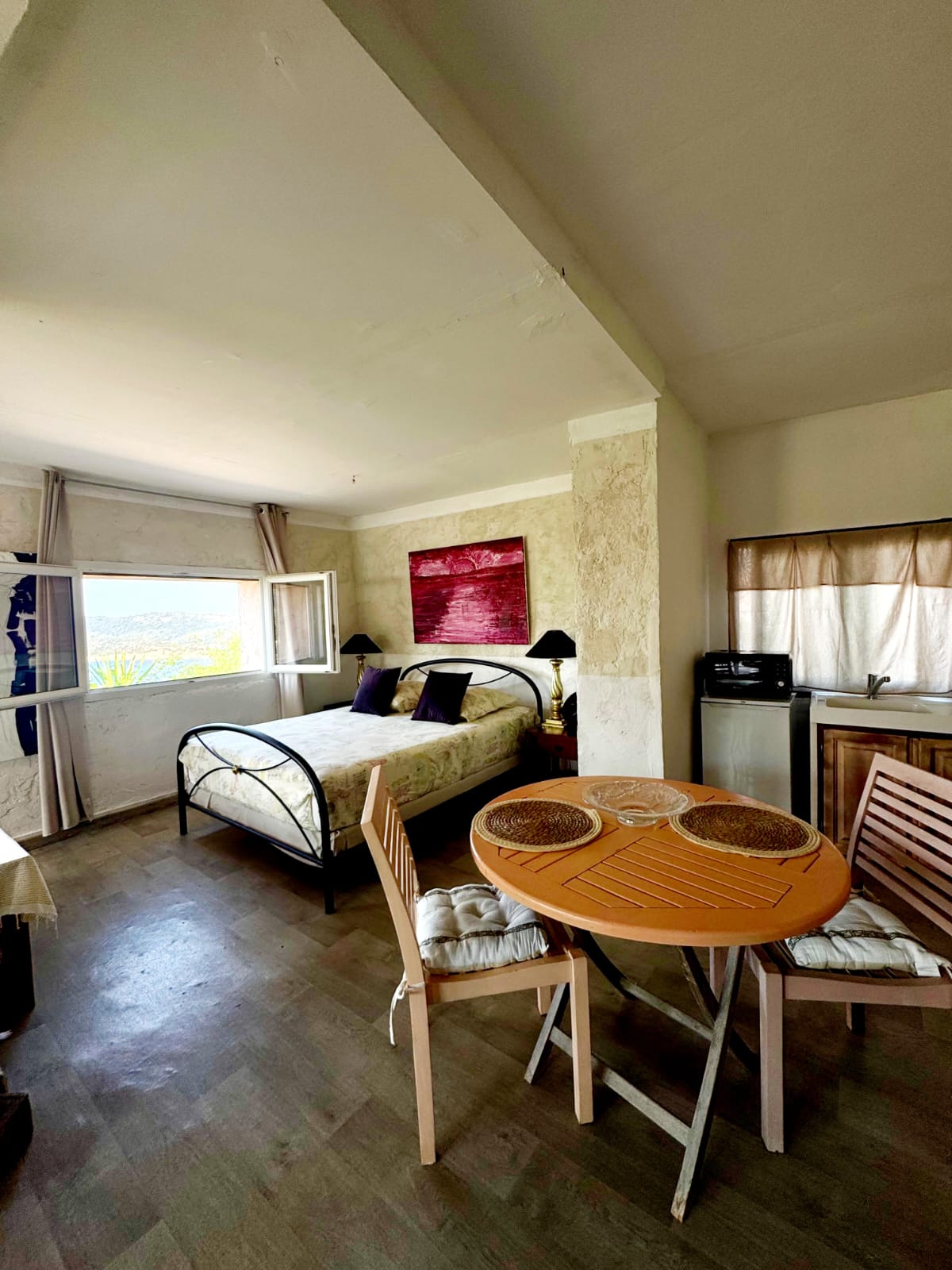 Chambre 1 grand lit de 160